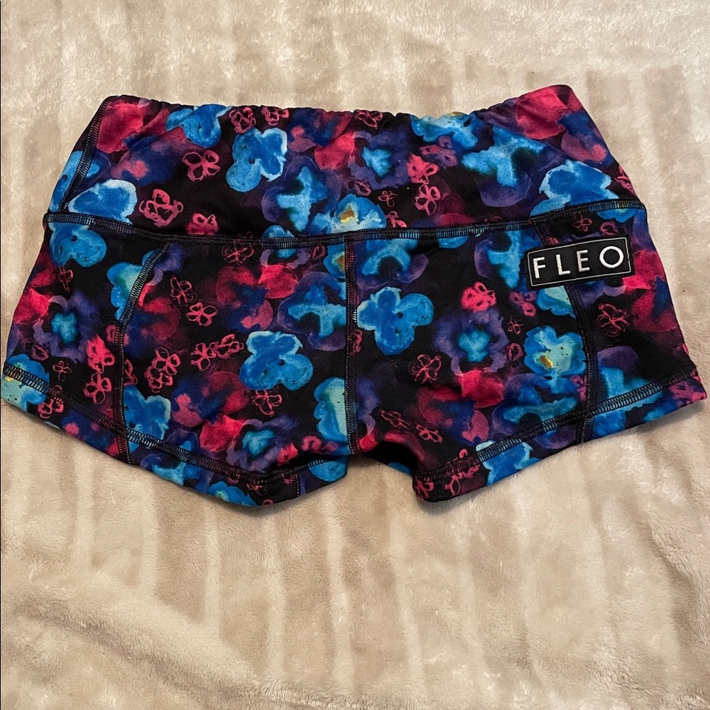 Fleo LRC Shorts